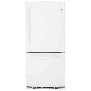 Refrigerador bottom freezer 571 L Blanco GE - GBMC0GAXFRWW
